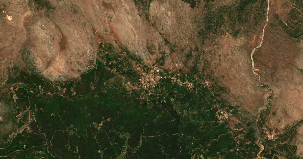 Mapa por satélite de Vlachokeraséa