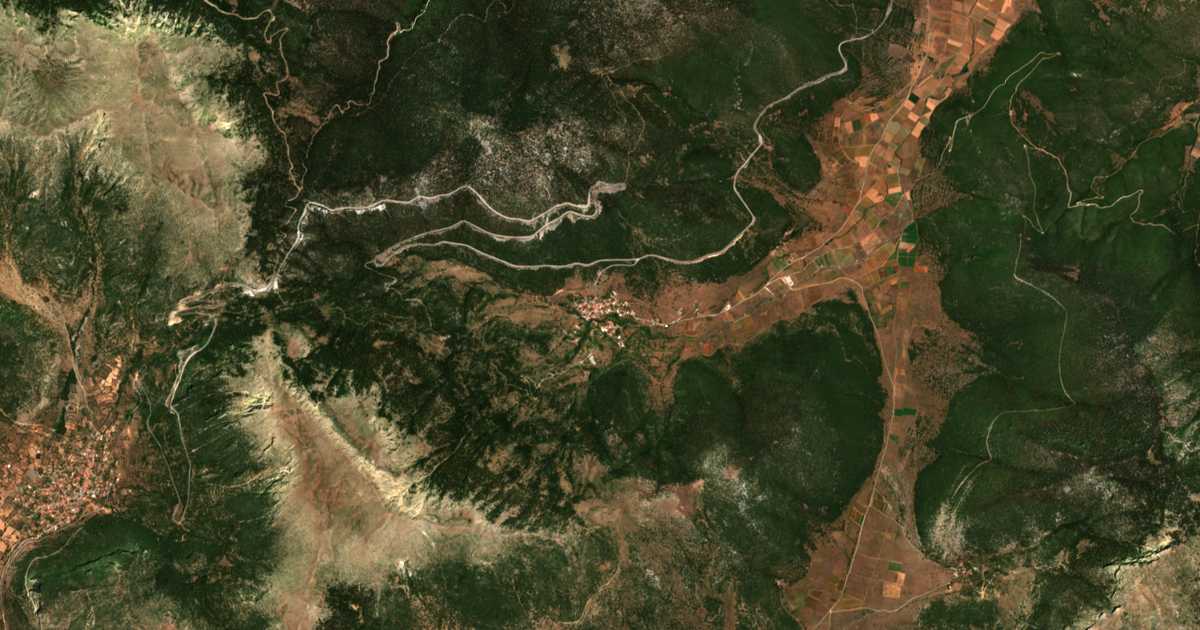 Mapa por satélite de Skoteiní