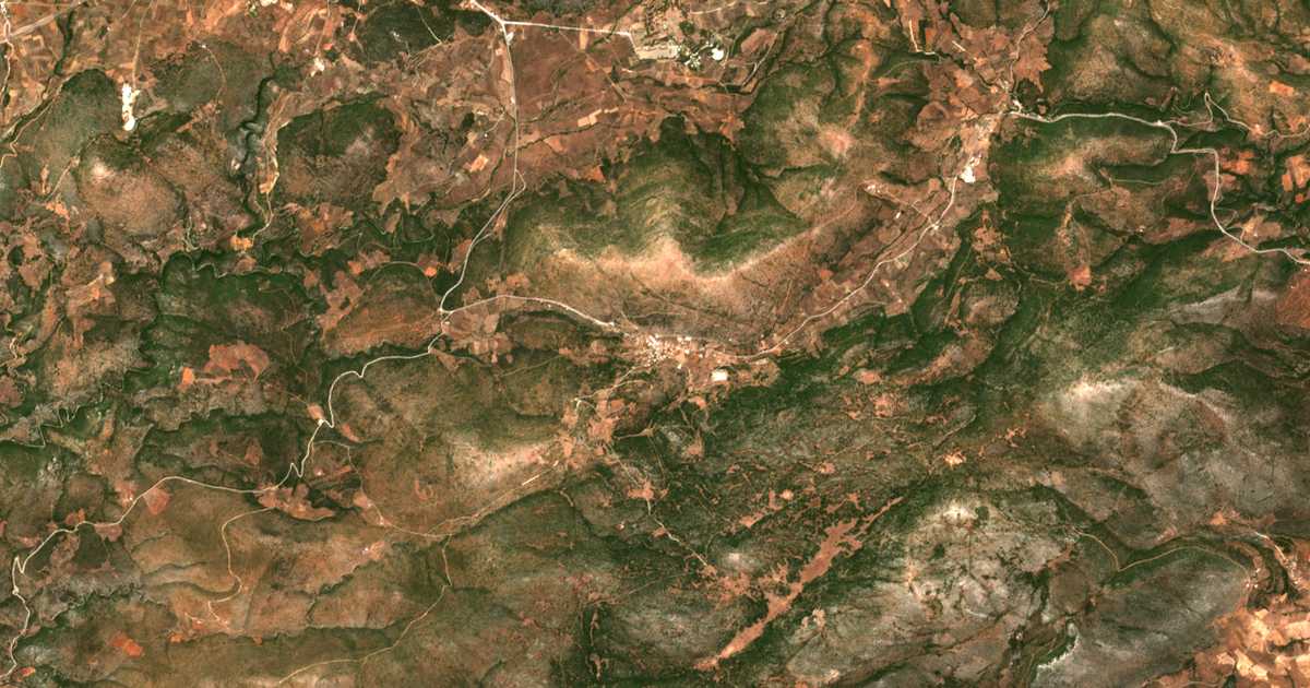 Mapa por satélite de Adámion