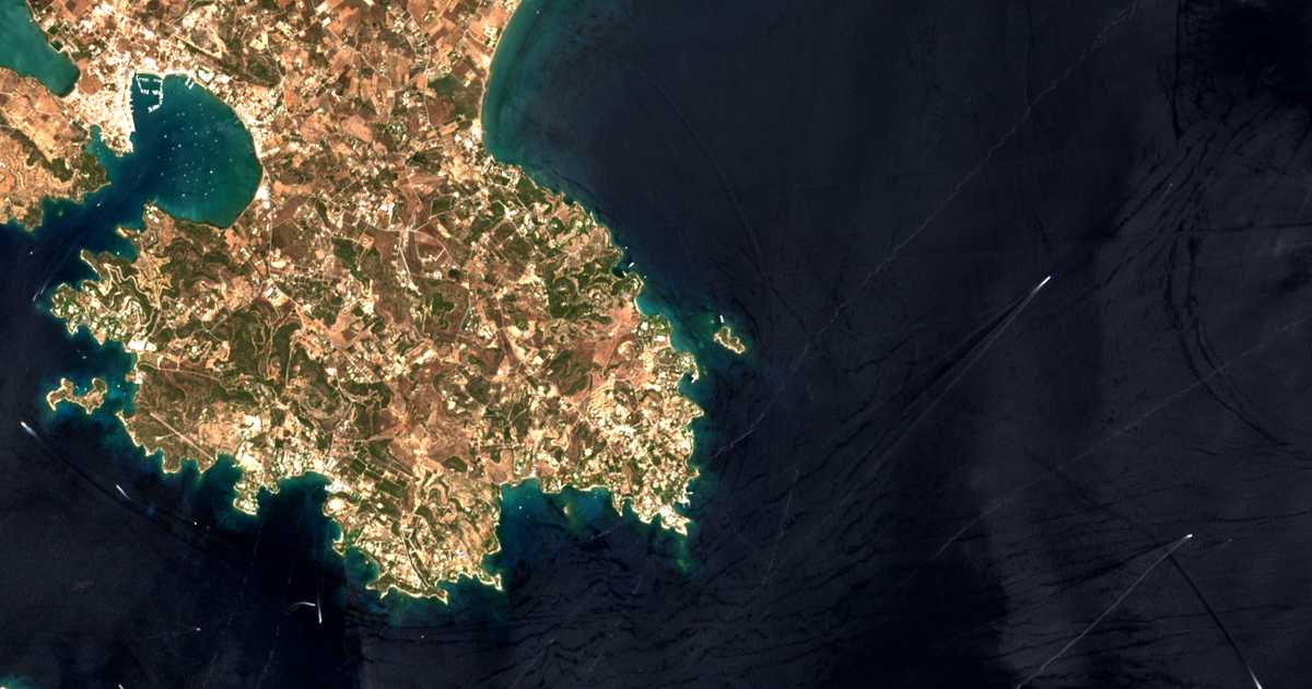 Mapa por satélite de Kounoúpi