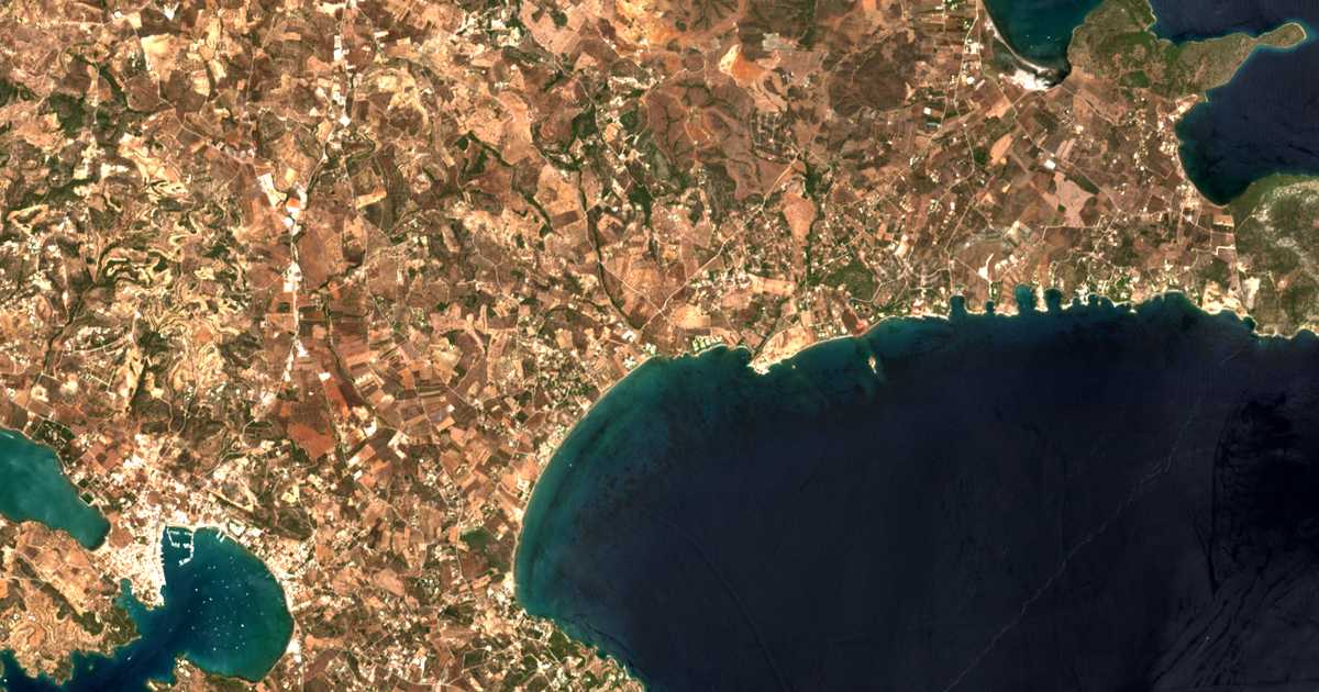 Mapa por satélite de Petrothálassa