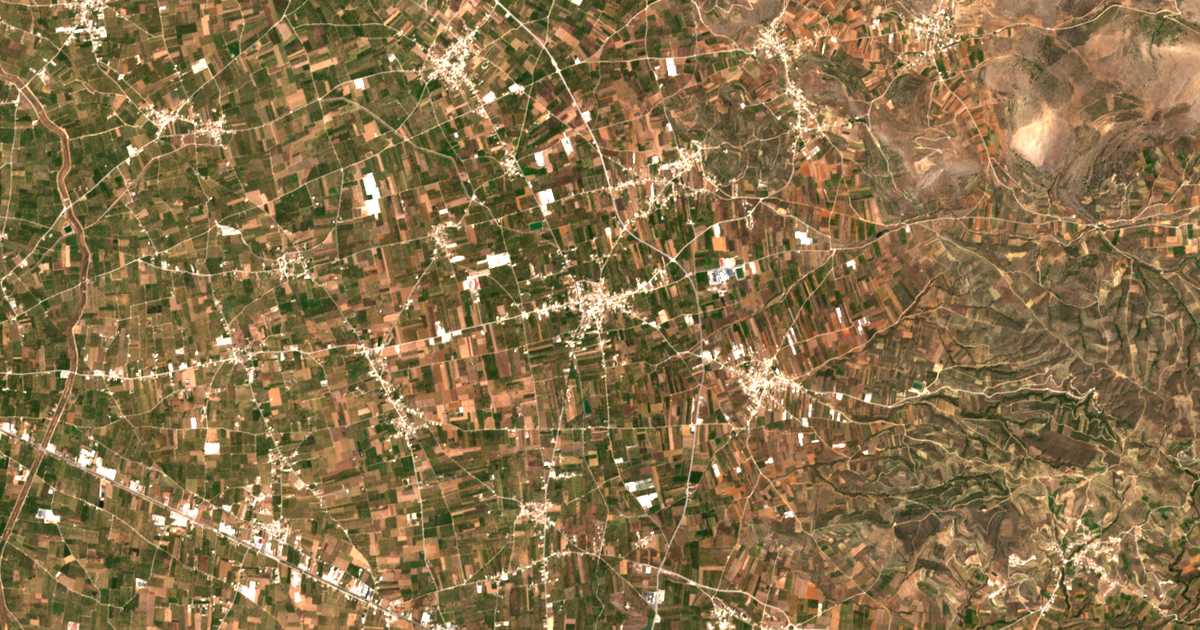 Mapa por satélite de Agía Triáda