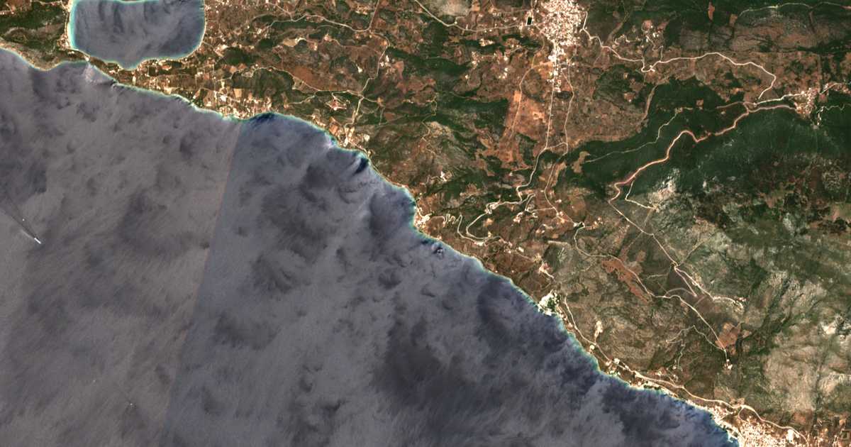 Mapa por satélite de Flámpouro