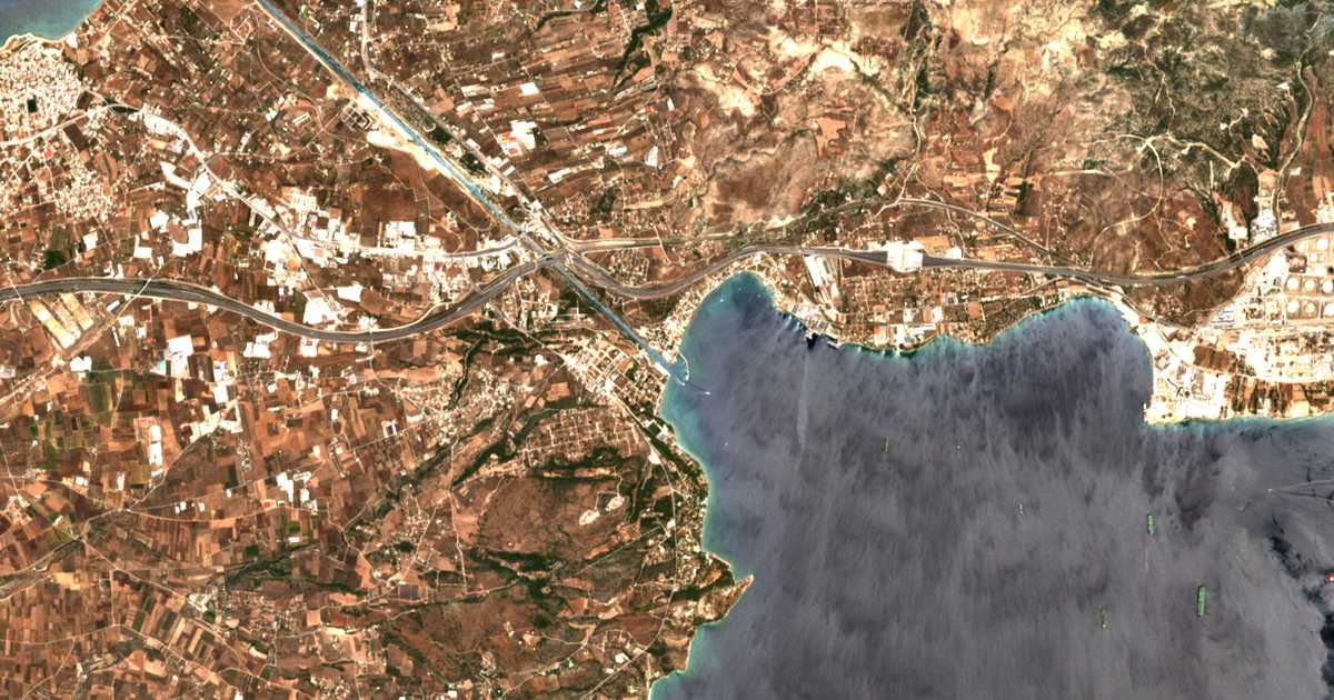 Mapa por satélite de Isthmía