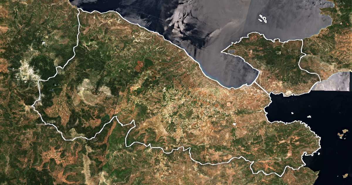 Imagen de satélite con el límite trazado: Corintia