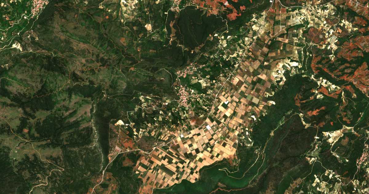 Mapa por satélite de Kaisárion