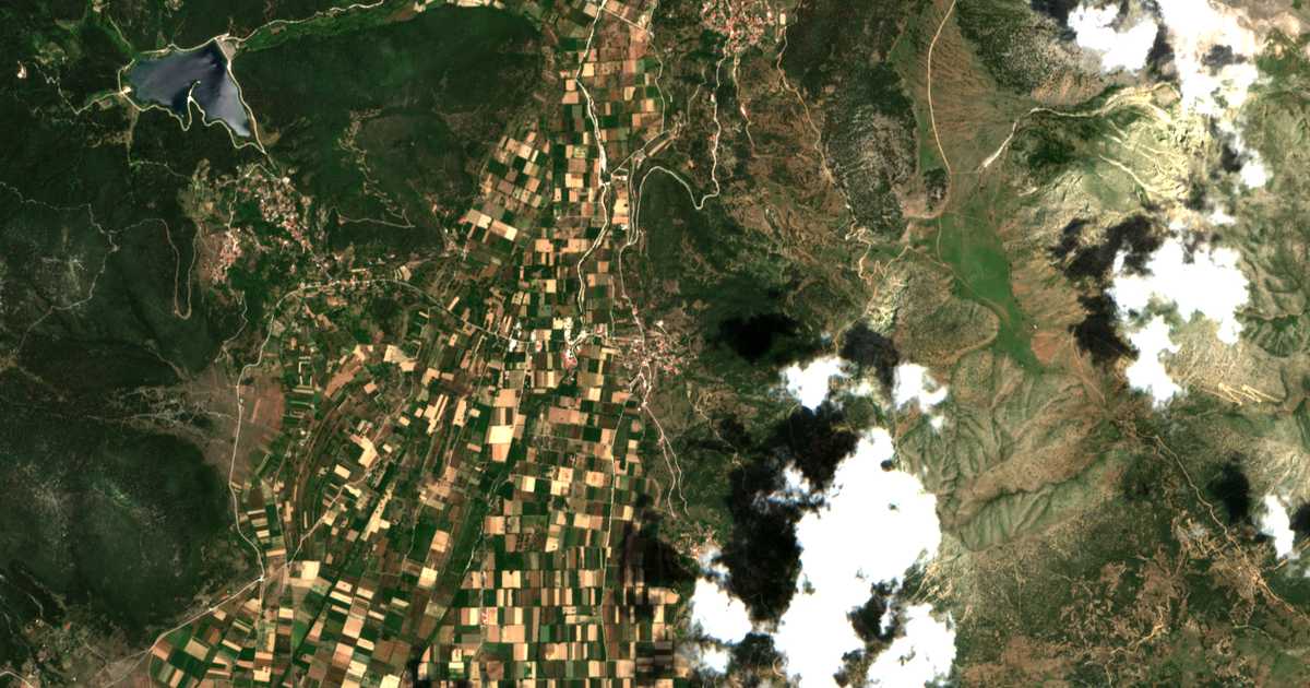 Mapa por satélite de Mesinón