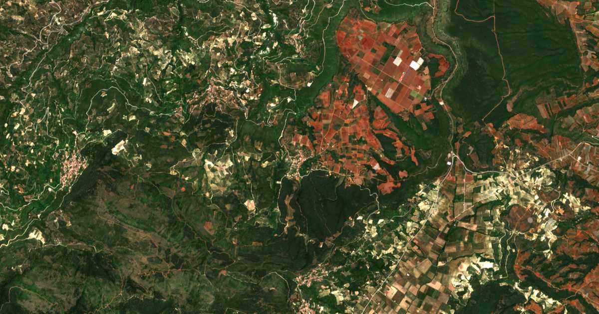 Mapa por satélite de Velína