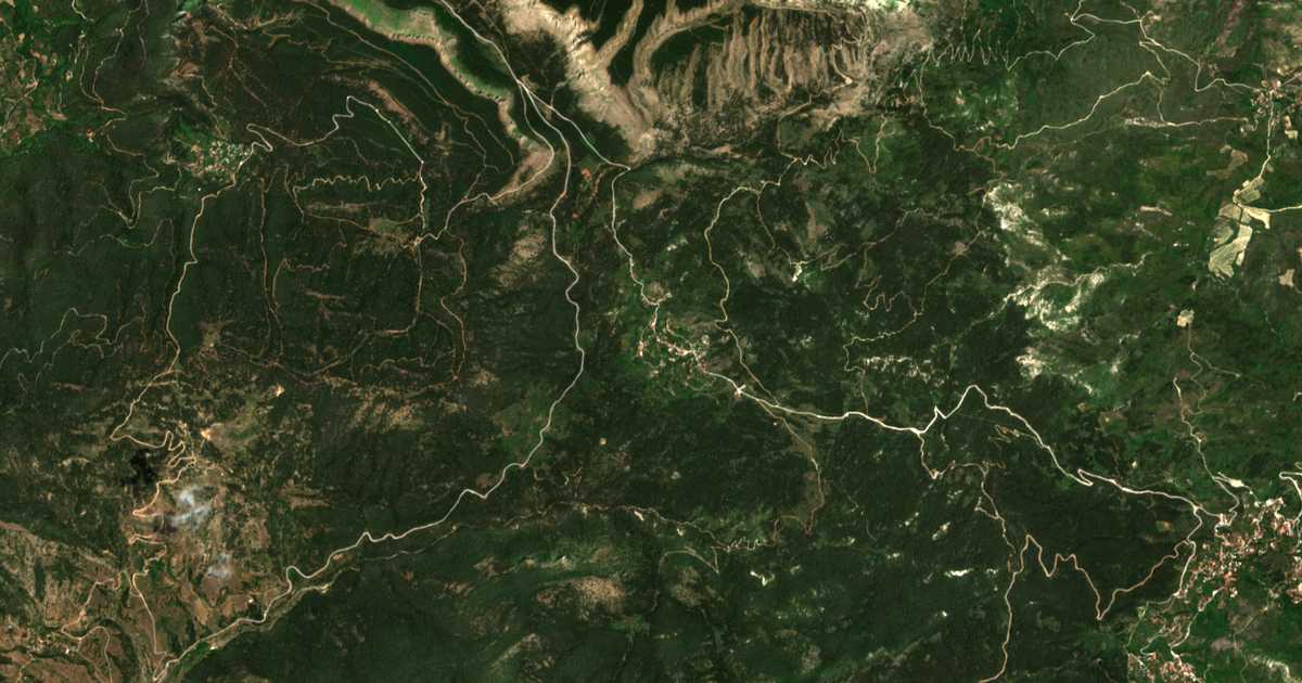 Mapa por satélite de Karyá