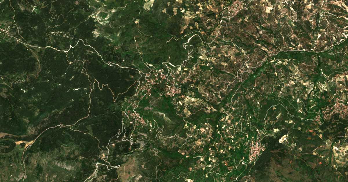 Mapa por satélite de Káto Synoikía Trikálon
