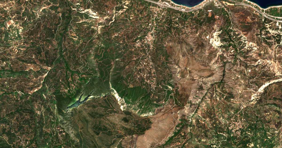Mapa por satélite de Koumariás