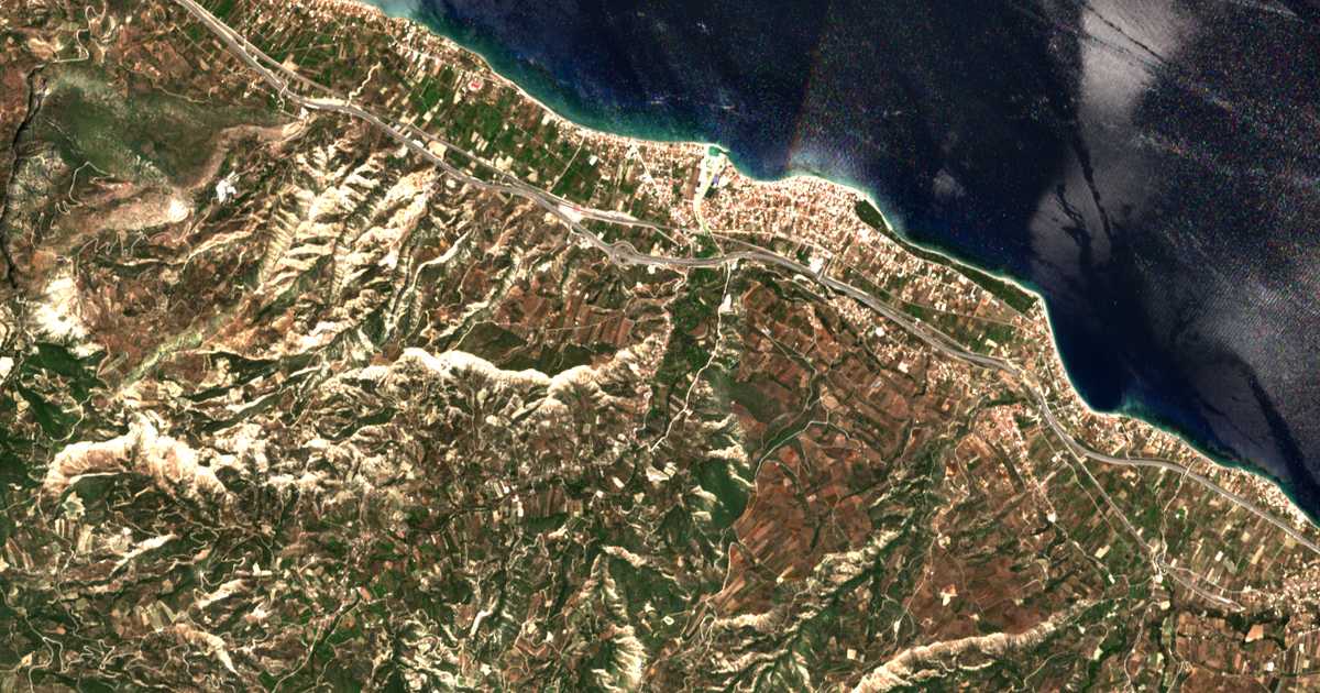 Mapa por satélite de Mertikaíika