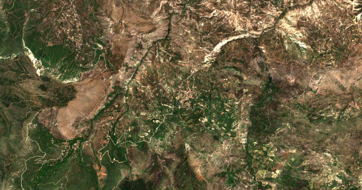 Mapa por satélite de Pýrgos