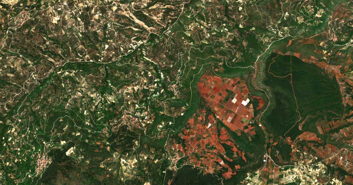 Mapa por satélite de Stýlia