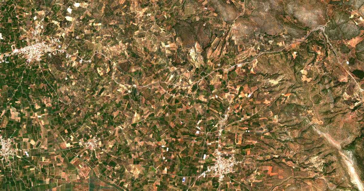 Mapa por satélite de Makrinára