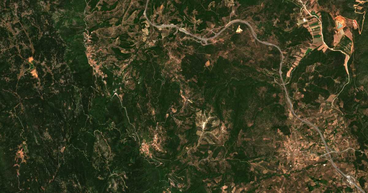 Mapa por satélite de Ágios Konstantínos