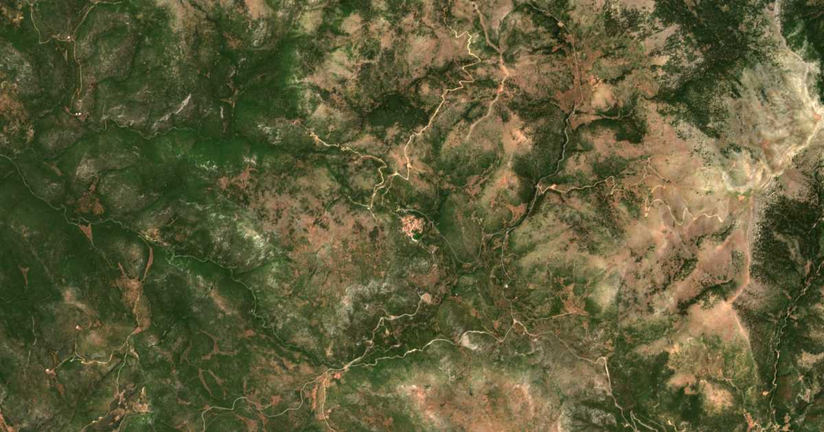 Mapa por satélite de Agriánoi