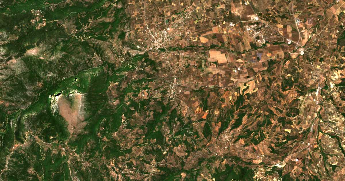 Mapa por satélite de Kamínia
