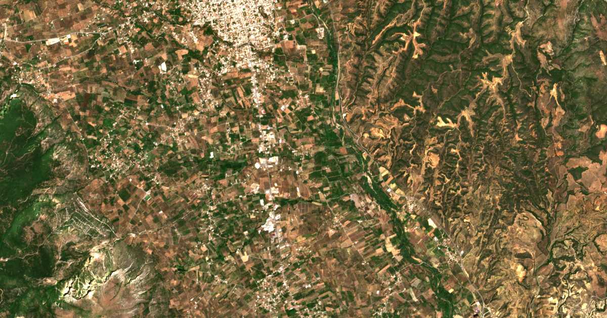 Mapa por satélite de Riviótissa