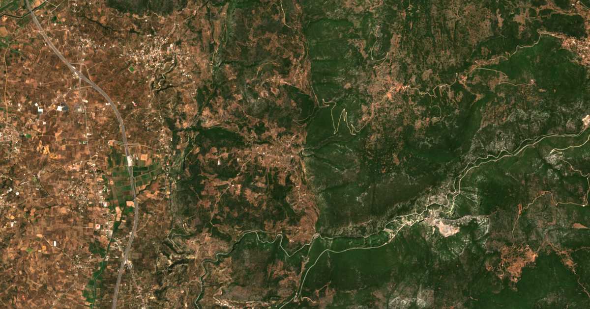 Mapa por satélite de Ágrilos