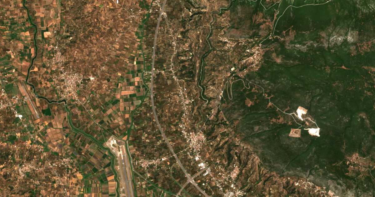 Mapa por satélite de Aíthaia