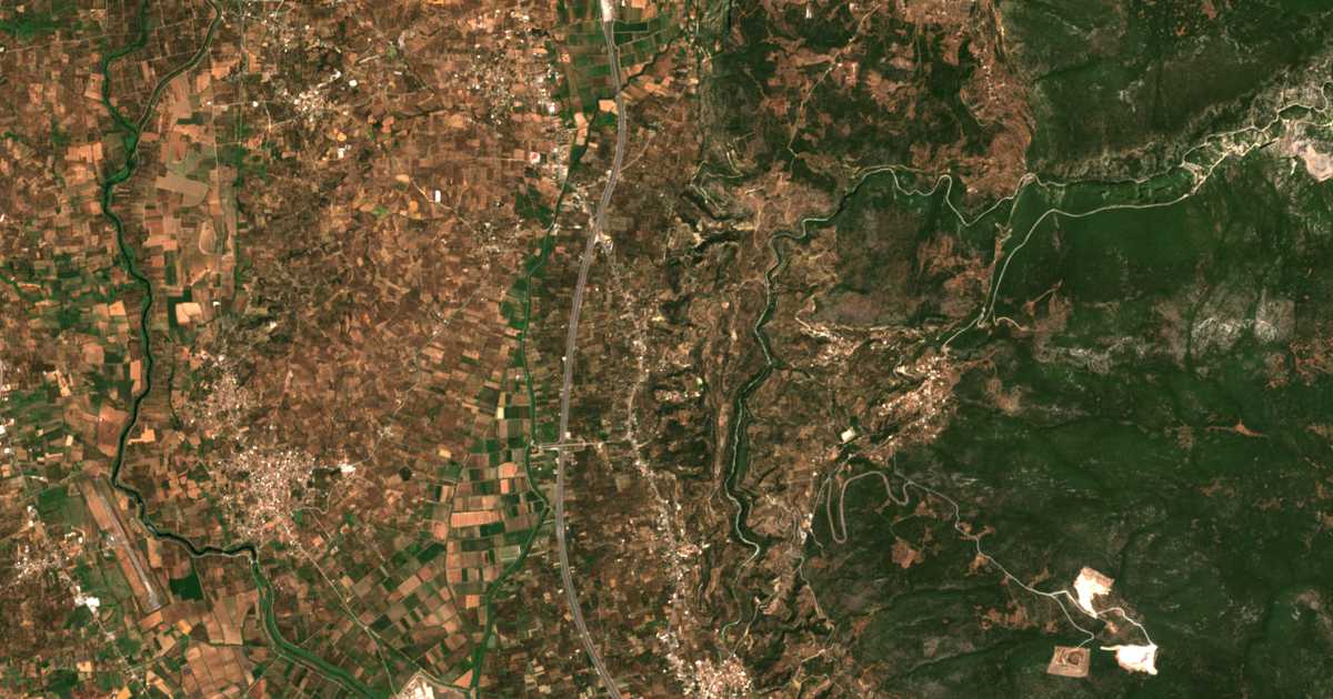 Mapa por satélite de Ántheia