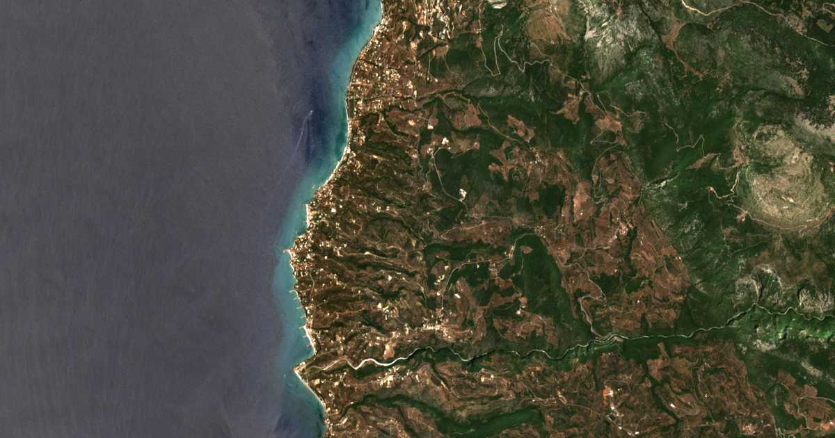 Mapa por satélite de Mikrá Mantíneia