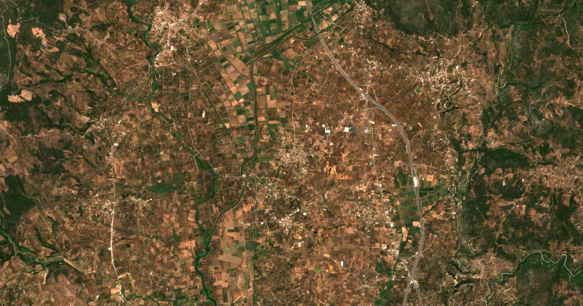 Mapa por satélite de Platý