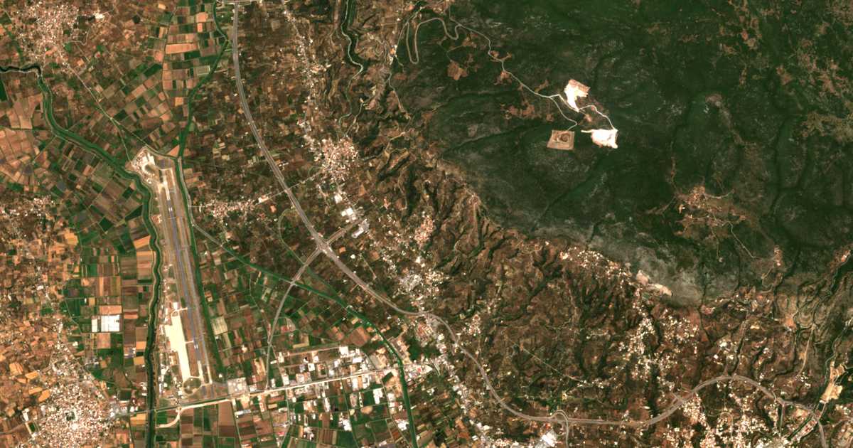 Mapa por satélite de Sperchógeia
