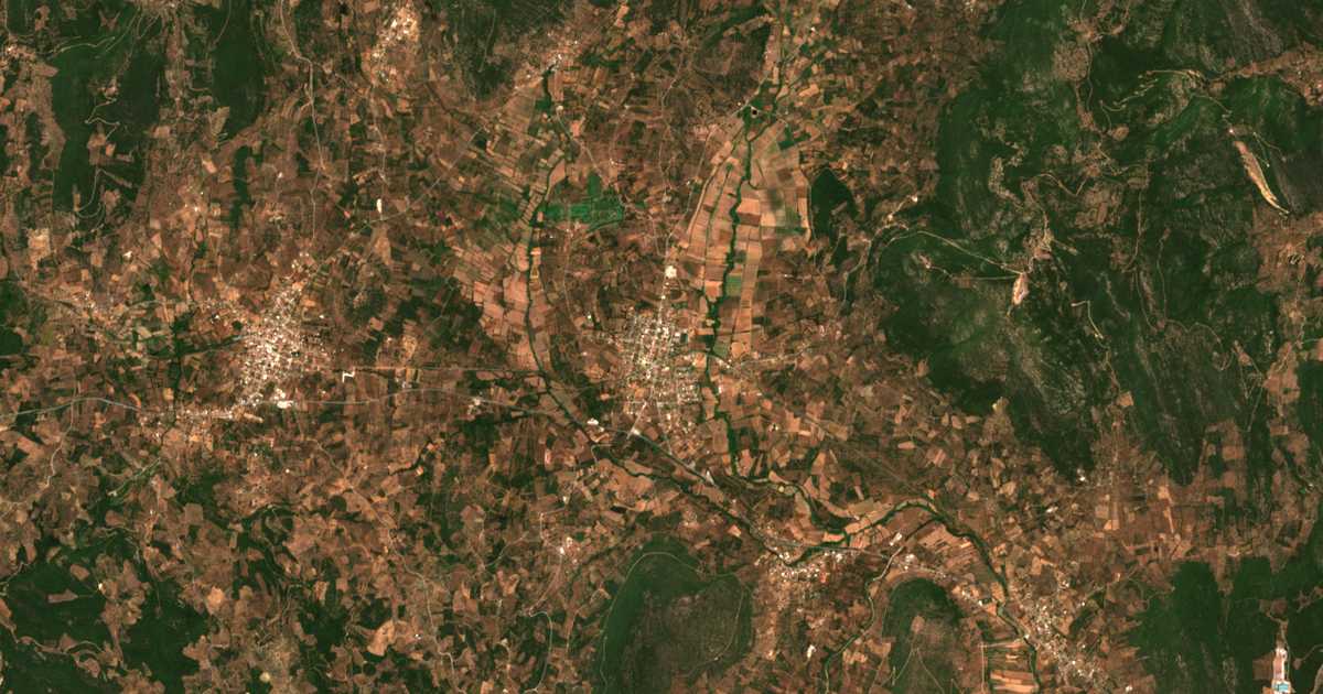 Mapa por satélite de Dórion