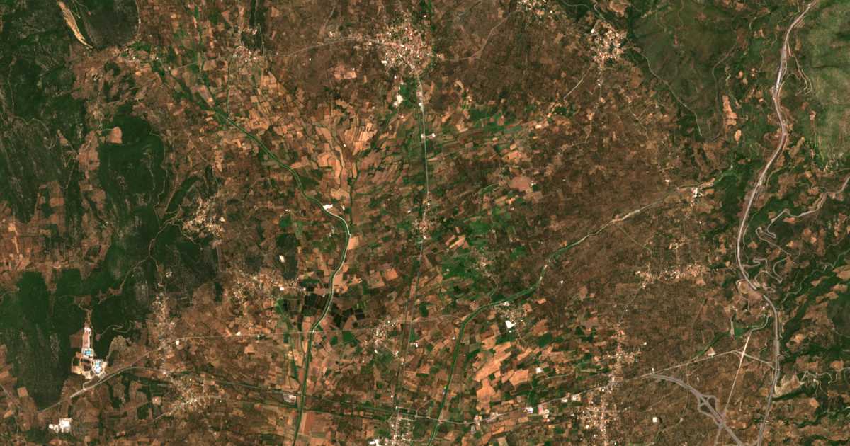 Mapa por satélite de Kentrikón