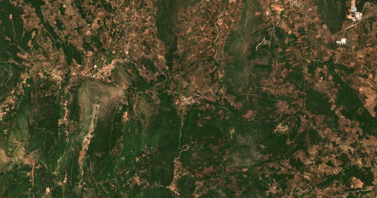 Mapa por satélite de Málthi
