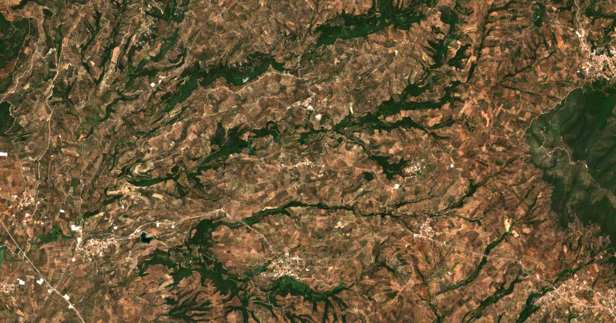 Mapa por satélite de Plátanos