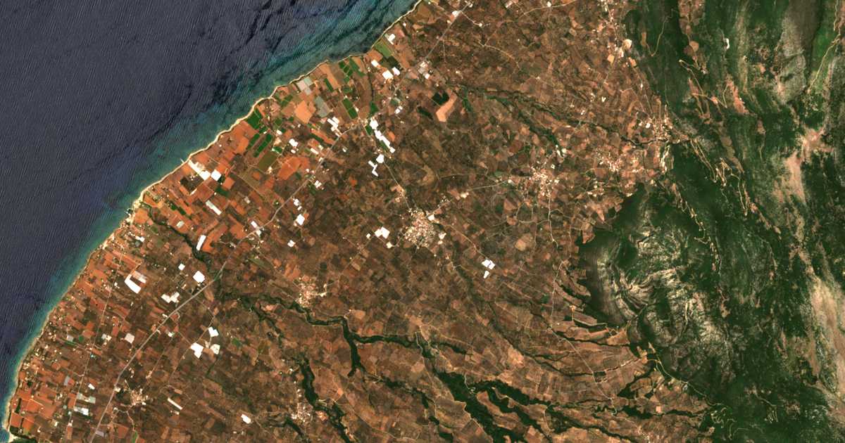Mapa por satélite de Spiliá