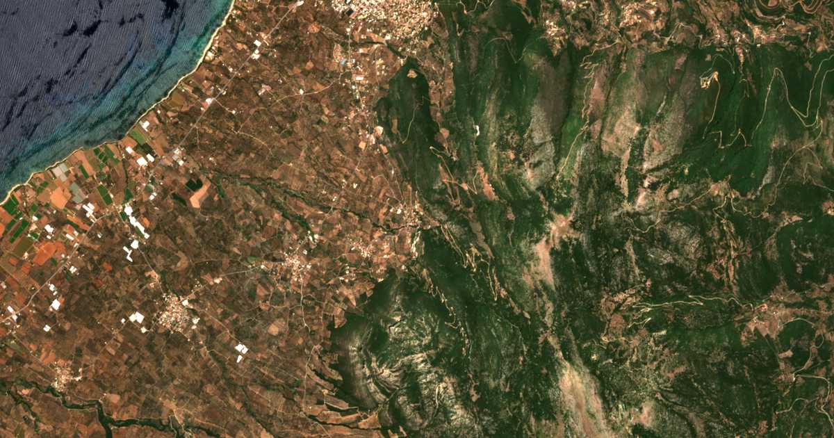 Mapa por satélite de Xirókampos