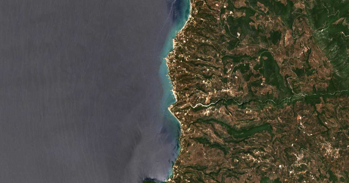 Mapa por satélite de Akrogiálion