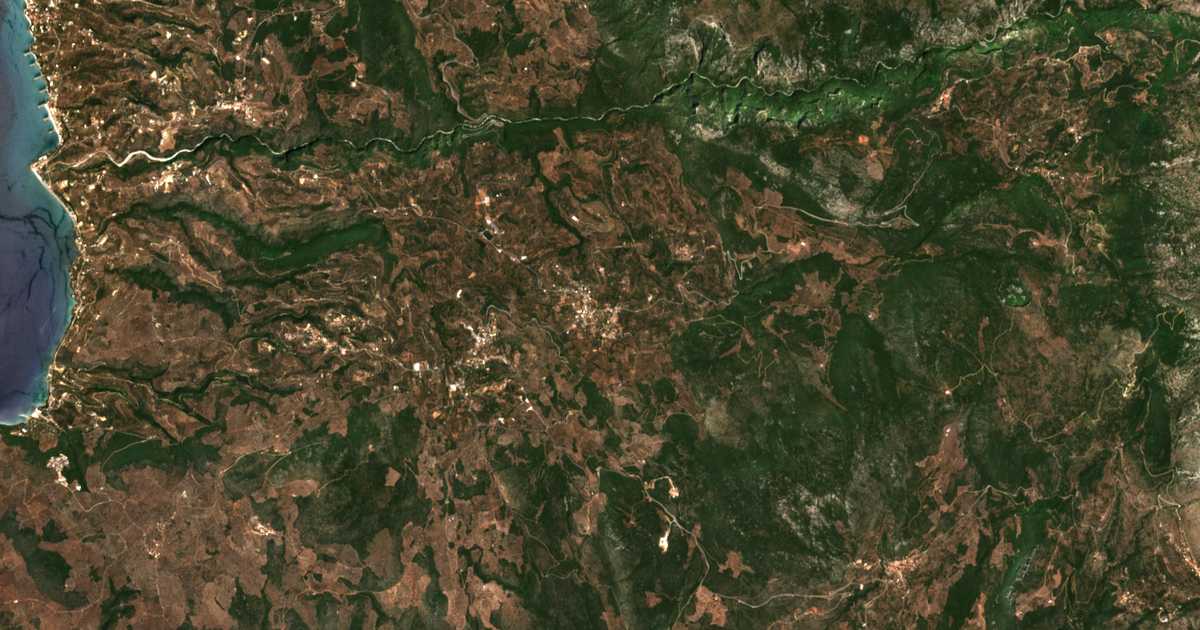 Mapa por satélite de Kámpos