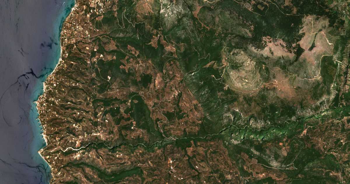 Mapa por satélite de Sotiriánika