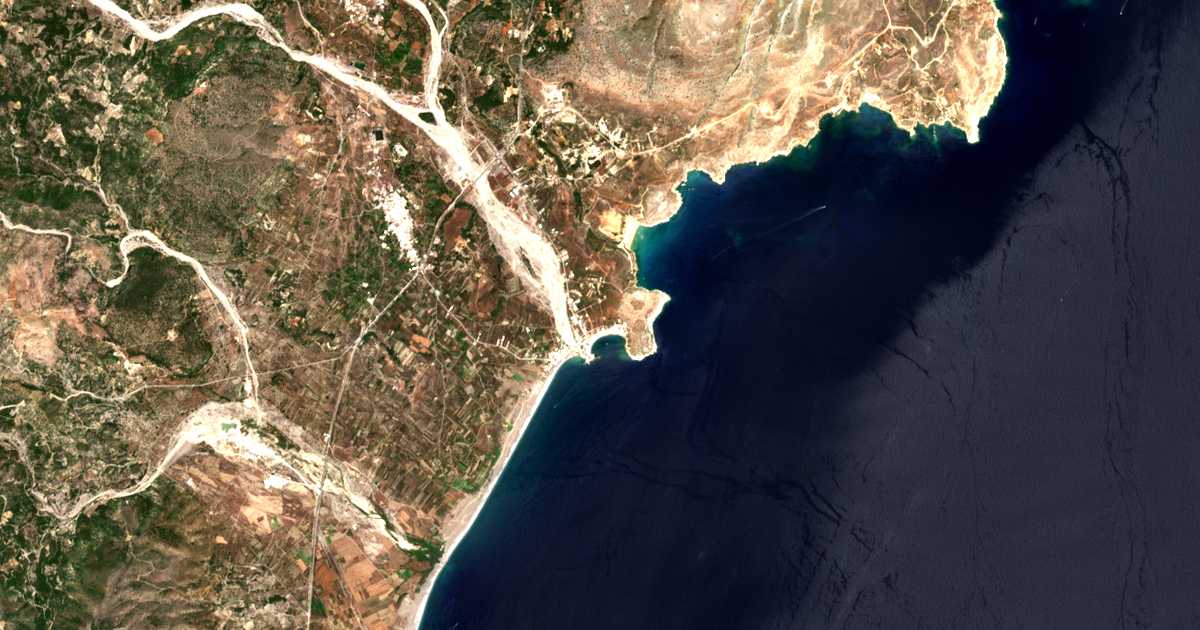 Mapa por satélite de Charákion