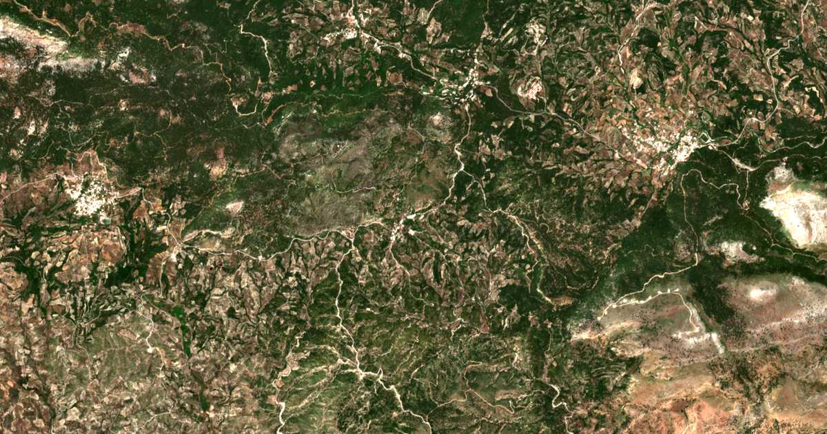 Mapa por satélite de Platánia