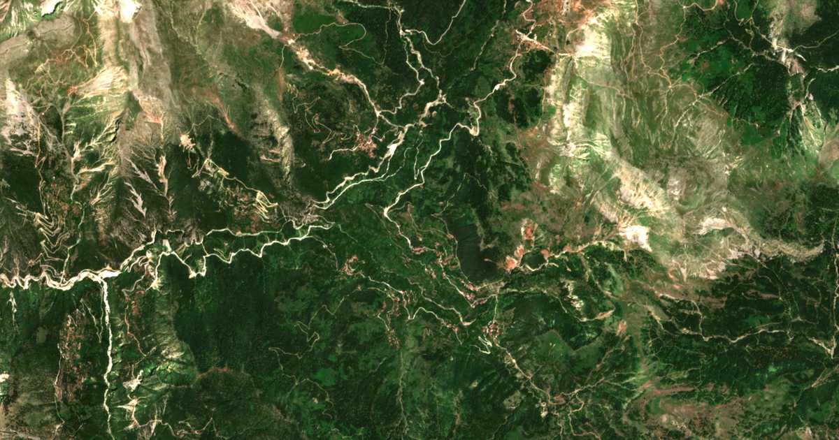 Mapa por satélite de Polýdroson