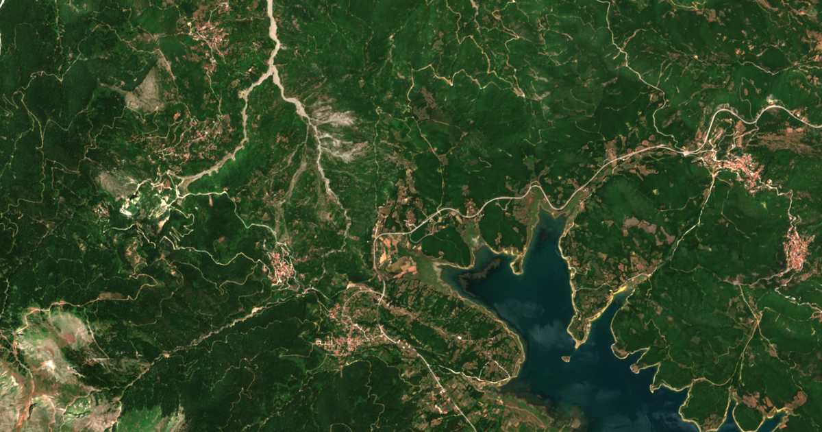 Mapa por satélite de Nevrópoli