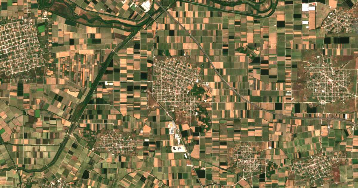Mapa por satélite de Agnanterón