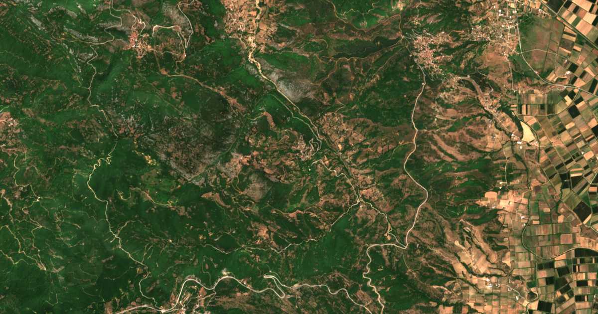 Mapa por satélite de Ágios Akákios