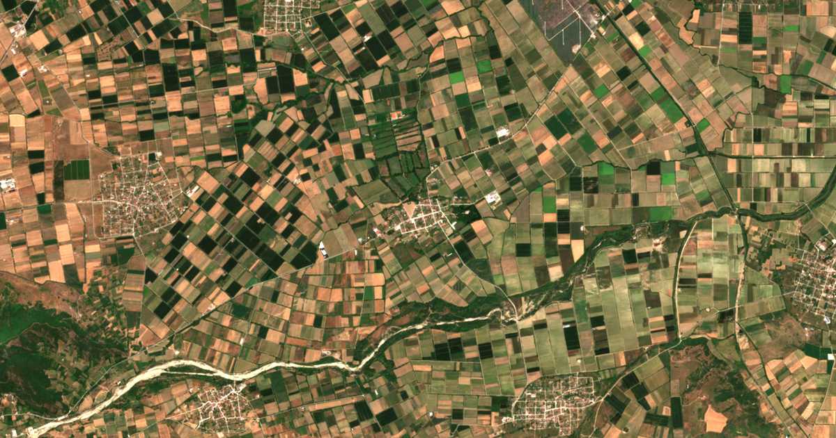 Mapa por satélite de Lazarína