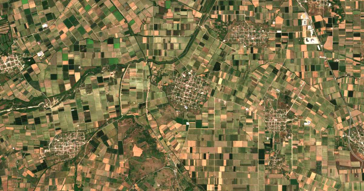 Mapa por satélite de Magoúla