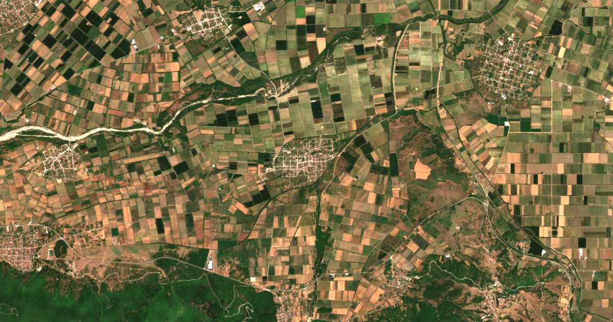 Mapa por satélite de Magoulítsa