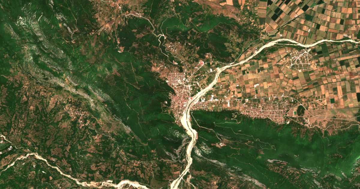 Mapa por satélite de Mouzaki
