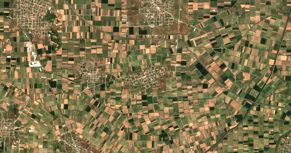 Mapa por satélite de Agía Triás