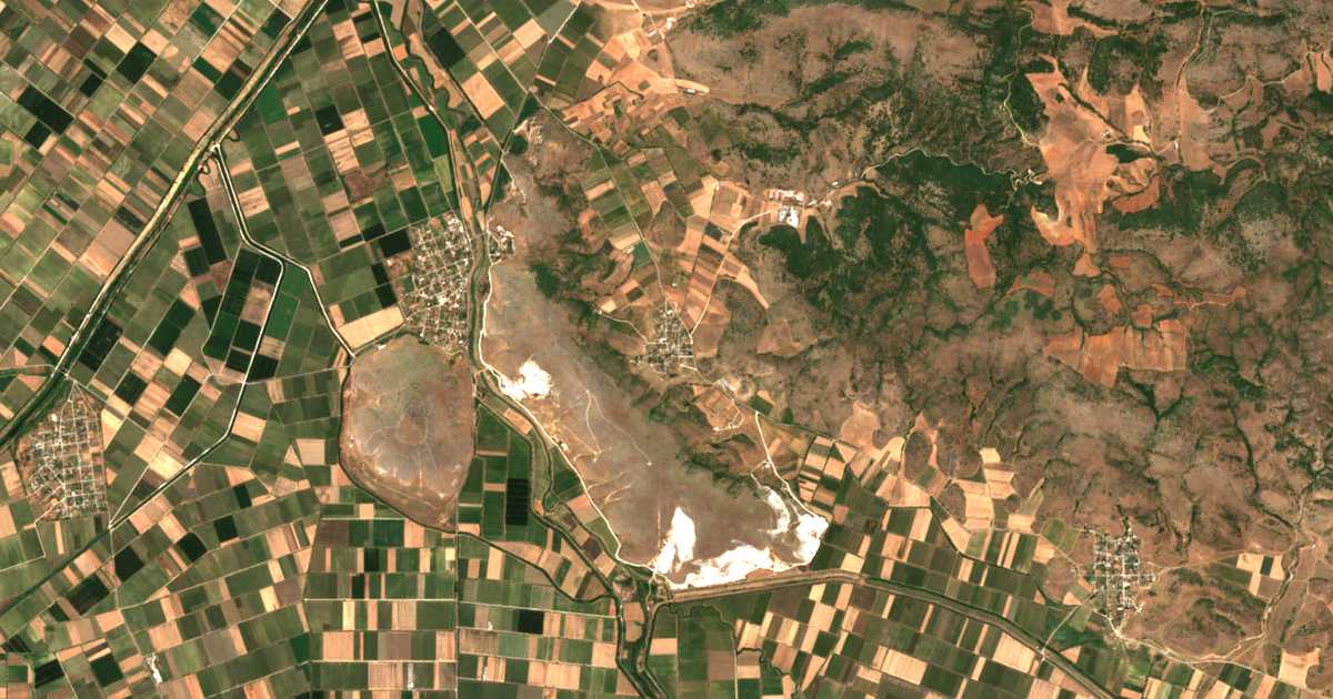 Mapa por satélite de Ágios Dimítrios